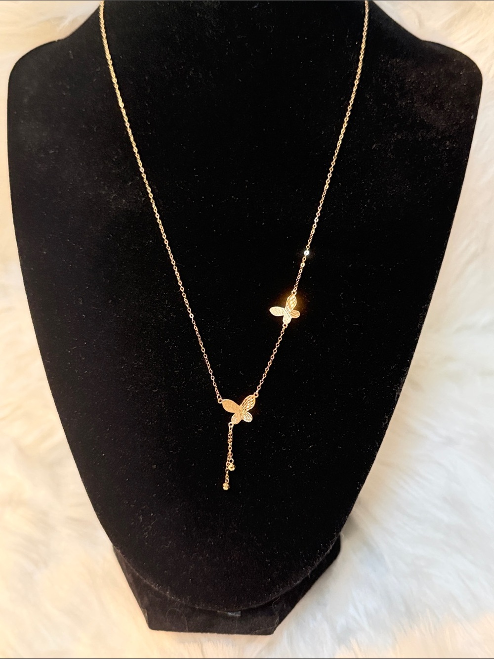 18K Yellow Gold Butterfly Lariat Necklace - Elegant Women’s Jewelry